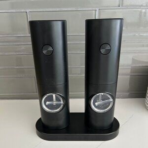 Electric Salt and Pepper Grinder Set, Battery Powered in Black Plastic with Base